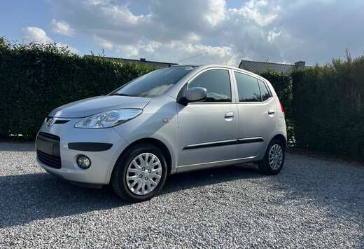 Hyundai i10 1.1i ÉTAT NEUF BOTE AUTO
