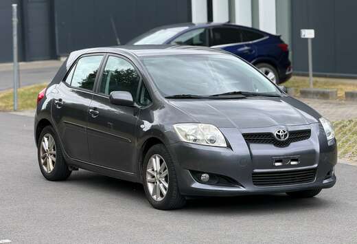 Toyota 1.6i Dual VVT-i 16v Punch // 1er Pro // Carnet