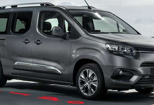 Toyota Proace City Verso LWB 1.2 PureTech Family Fami ...