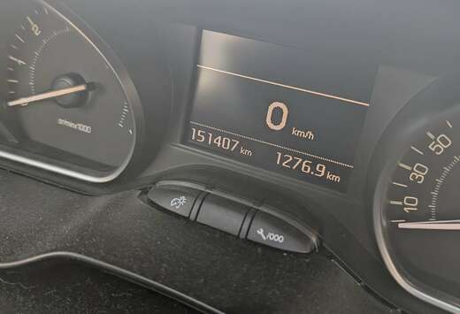 Peugeot 208 1.2i PureTech Active