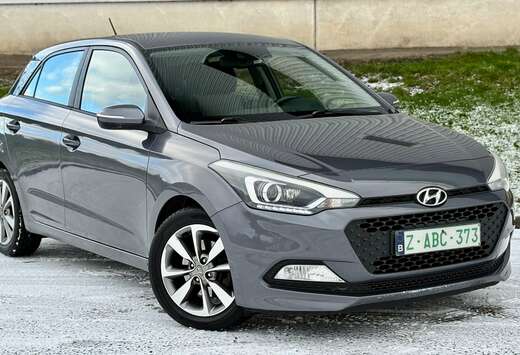 Hyundai i20 1.1 CRDiEURO6BSUPER-EQUIPÉGARANTIE12MOIS