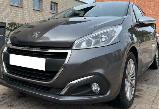 Peugeot 208 1.2 PureTech Signature S