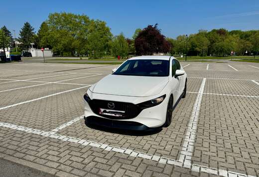 Mazda 3 Hatchback 2.0i e-Skyactiv-G Skydrive Luxury