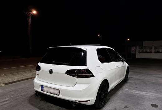 Volkswagen 2.0 TSI Performance DSG