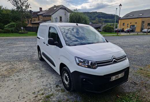 Citroen 1.5 BlueHDi M Light Club S/S (6.2)