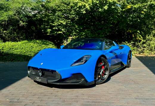 Maserati Coupé - Lift - Carbon - Sonus Faber - Full  ...