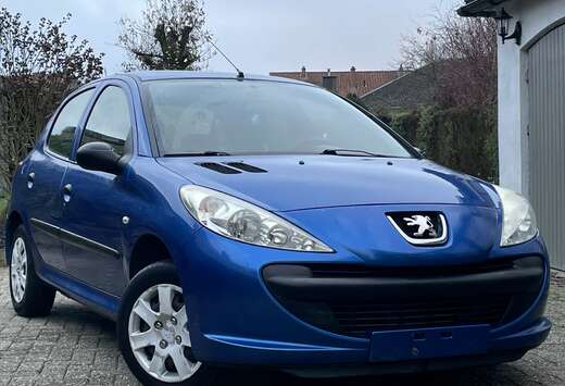 Peugeot 1.2 Essence/ Prête à immatriculer/ Euro5