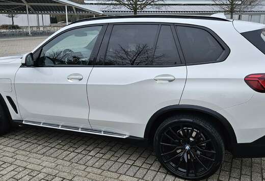 BMW X5 xDrive45e xLine