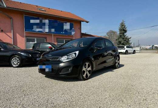 Kia 1.3i LS