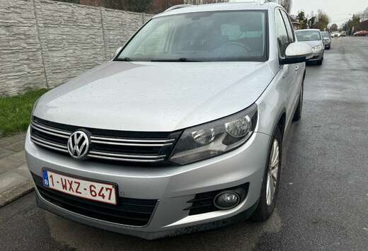 Volkswagen 2.0 TDI Tres propre gps toit pano