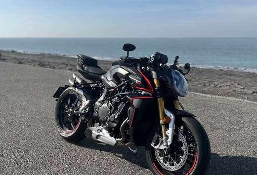1000 RR