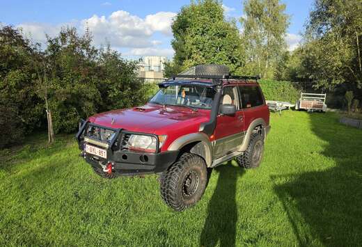 Nissan 2.8 TDi S
