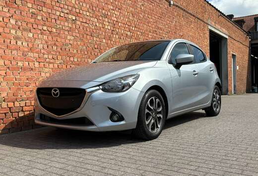 Mazda 2 SKYACTIV-G 90 Ginza