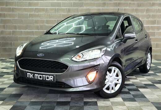 Ford 1.1 ESSENCE 75CV - 1ER MAIN - CAR PLAY - GPS