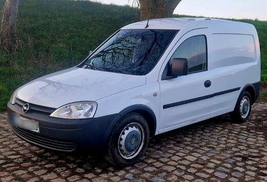 Opel 1.4i XEP Essentia/12 mois de garantie/Damande d\ ...