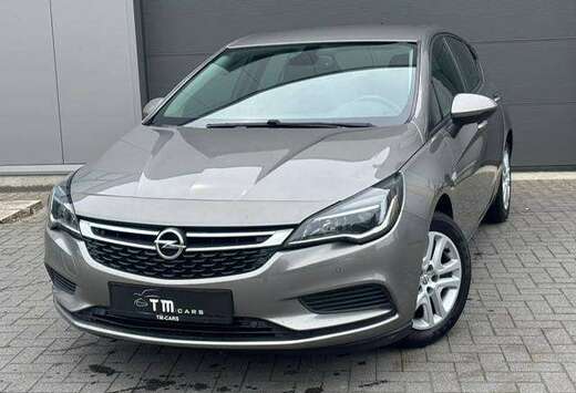Opel Navigatie/cruise controle/ parkeersensoren