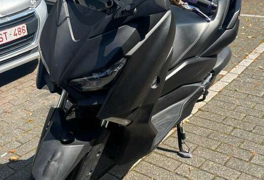 Xmax 125