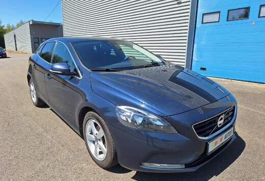 Volvo V40 D2 Momentum