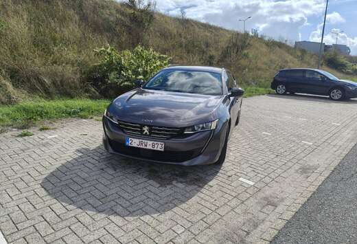 Peugeot SW PureTech 1.2 Allure Pack