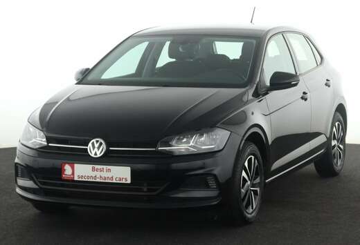 Volkswagen UNITED 1.6 TDI DSG7 + A/T + CARPLAY + PDC  ...