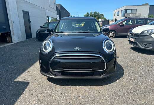 MINI Mini one/facelift/2021/benzine102pk/cruise/nav/