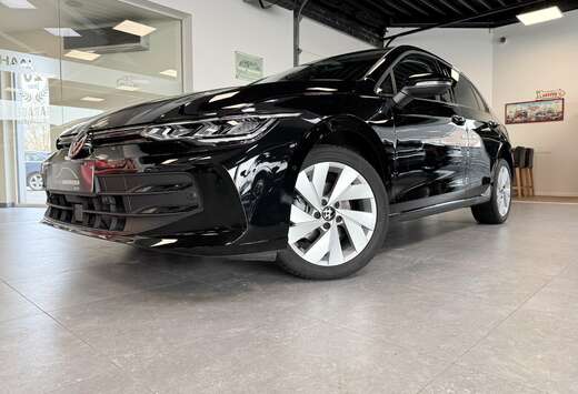 Volkswagen Golf 1.5 eTSI DSG  12211 km