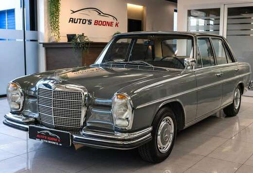 Mercedes-Benz S / Oltimer 1969\' / 6 Cilinder