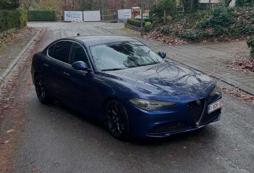 Alfa Romeo Giulia 2.2 JTDm Super