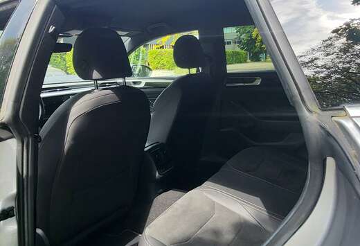 Volkswagen SB 2.0 TDi SCR R-Line DSG