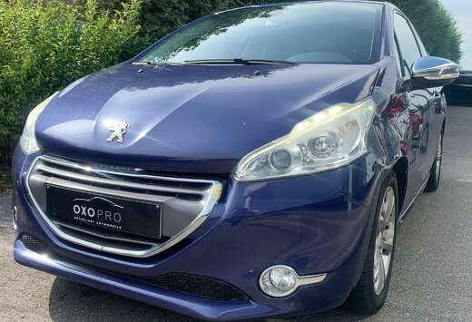 Peugeot 1.6i ESSENCE 120CV / ALLURE / GPS / CUIR / CL ...