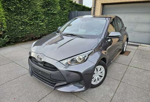 Toyota 1.0i VVT-i / CAMERA / CARPLAY / *SUPER DEAL*