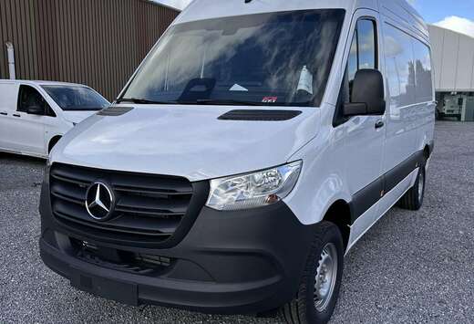 Mercedes-Benz 319 CDI GB L2 RWD 3.5T PRO