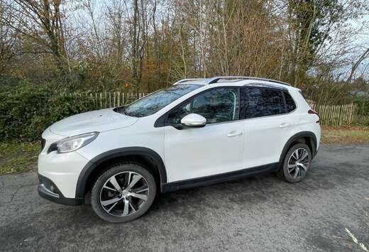 Peugeot 2008 1.2i PureTech Active S