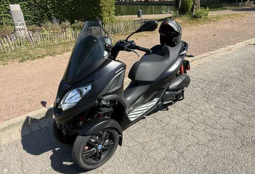 Piaggio Piaggio MP3 300 Hpe sport