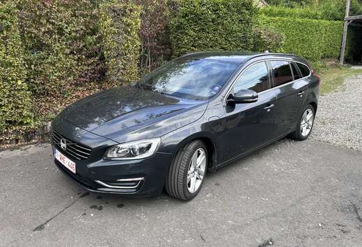 Volvo D6 Plug-In-Hybrid AWD Geartronic Summum