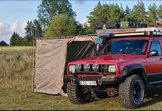 Jeep XJ 2.5 td overland - volledig gerestaureerd