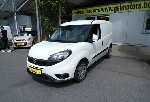 Fiat 1.3 MJT 95cv 3 places blanc 01/21 98.051km Airco