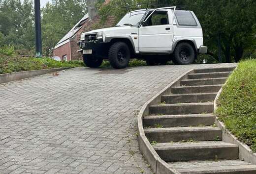 Daihatsu 1.6 essence SX