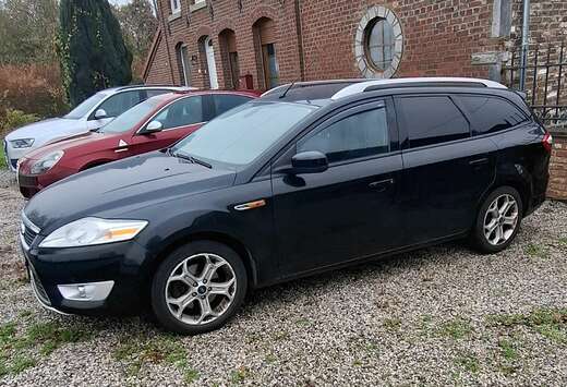 Ford Mondeo 2.0i Titanium. FAIRE OFFRE