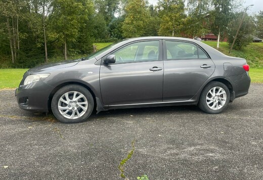 Toyota Corolla 1.6 DVVT-I Linea Sol Pack