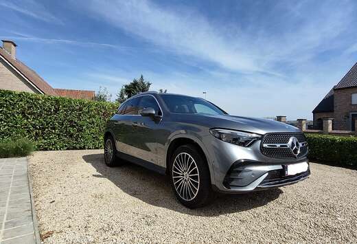Mercedes-Benz GLC 300 DE AMG met premium plus