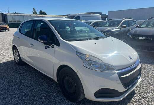 Peugeot 208 1.6 BlueHDi Like // * MARCHAND * EXPORT *