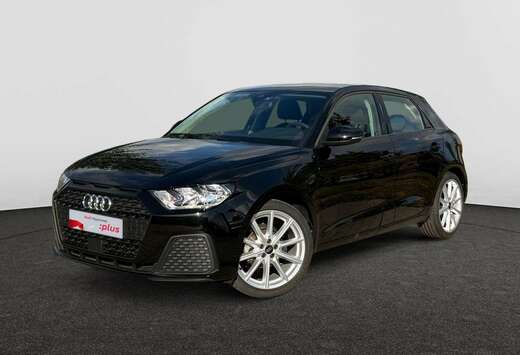 Audi 25 TFSI Attraction // Camera achter // App Conne ...
