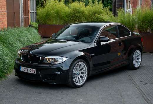 BMW 100% Original - First Paint - Akrapovic - Harman  ...