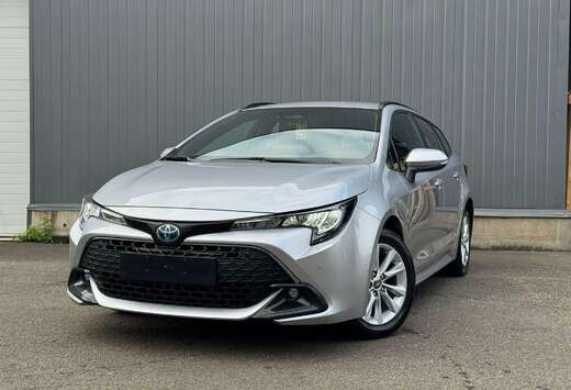 Toyota Touring Sport 1.8 Hybrid Dynamic e-CVT 1.8 Hyb ...