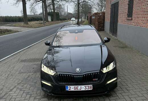 Skoda SW RS PHEV 1.4 TSI DSG