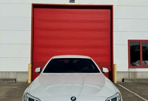 BMW 2012 240000km Mpack xenon/led/pdc