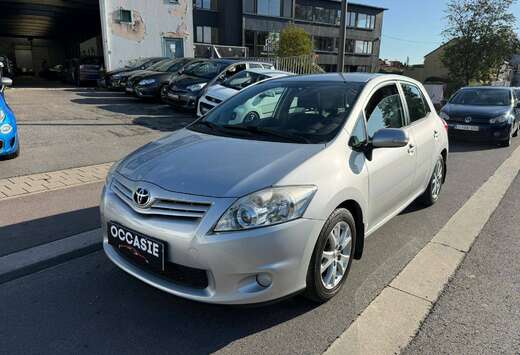 Toyota 1.33i VVT-i Executive**12M GARANTIE**