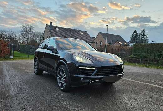 Porsche 3.0 D V6 Tiptronic S
