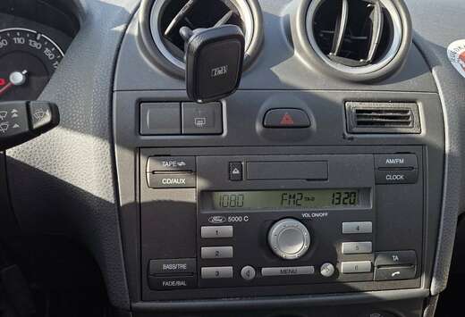 Ford 1.3i Ambiente